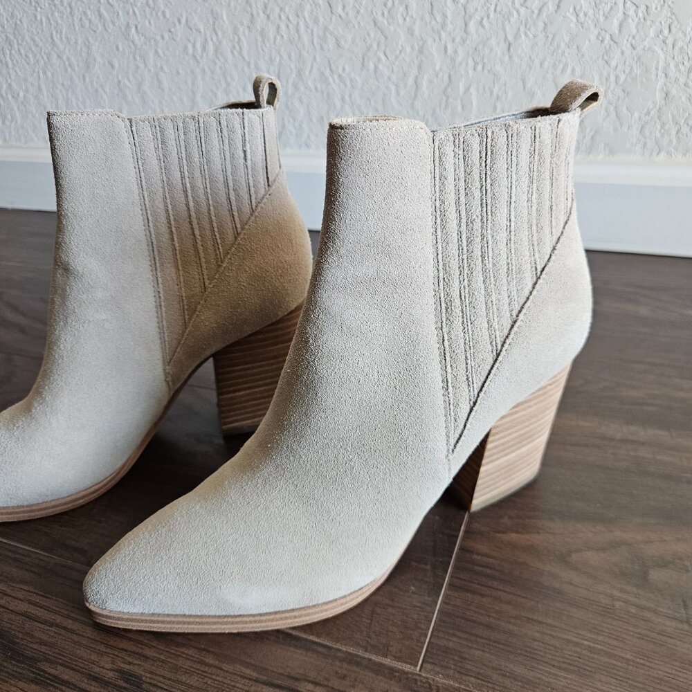 Marc Fisher Alva Pointy Toe Bootie In Light Natur… - image 2